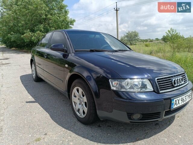 Синій Ауді А4, об'ємом двигуна 2 л та пробігом 230 тис. км за 5300 $, фото 1 на Automoto.ua