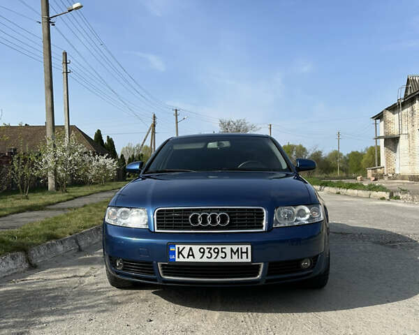 Синій Ауді А4, об'ємом двигуна 1.6 л та пробігом 176 тис. км за 4999 $, фото 1 на Automoto.ua