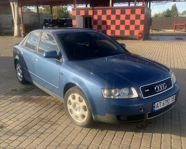 Синий Ауди А4, объемом двигателя 1.6 л и пробегом 308 тыс. км за 4900 $, фото 1 на Automoto.ua