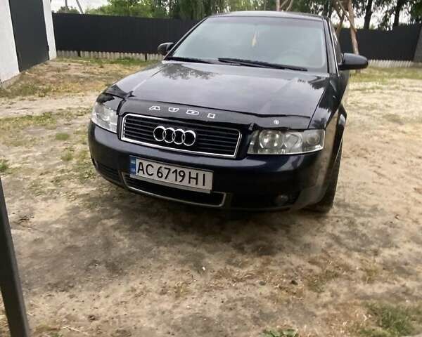 Синій Ауді А4, об'ємом двигуна 1.6 л та пробігом 340 тис. км за 5000 $, фото 1 на Automoto.ua