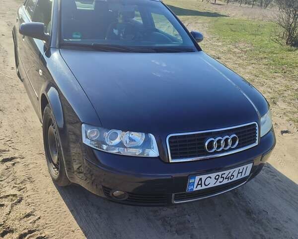 Синий Ауди А4, объемом двигателя 1.6 л и пробегом 221 тыс. км за 4800 $, фото 1 на Automoto.ua