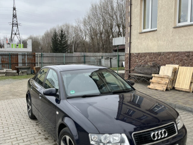 Синий Ауди А4, объемом двигателя 1.6 л и пробегом 219 тыс. км за 6000 $, фото 1 на Automoto.ua