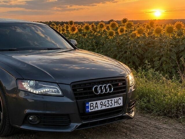 Синий Ауди А4, объемом двигателя 1.98 л и пробегом 285 тыс. км за 8200 $, фото 1 на Automoto.ua