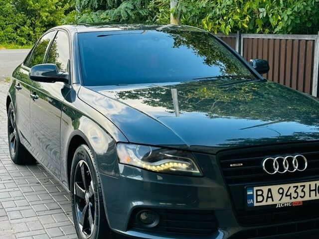 Синий Ауди А4, объемом двигателя 1.98 л и пробегом 281 тыс. км за 8400 $, фото 1 на Automoto.ua
