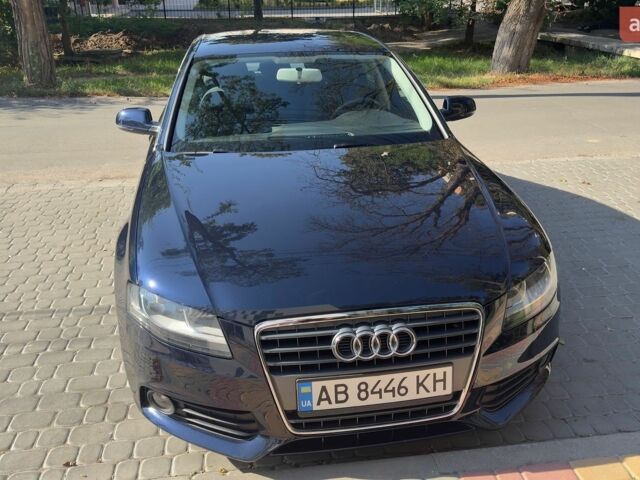 Синий Ауди А4, объемом двигателя 1.8 л и пробегом 133 тыс. км за 9700 $, фото 1 на Automoto.ua