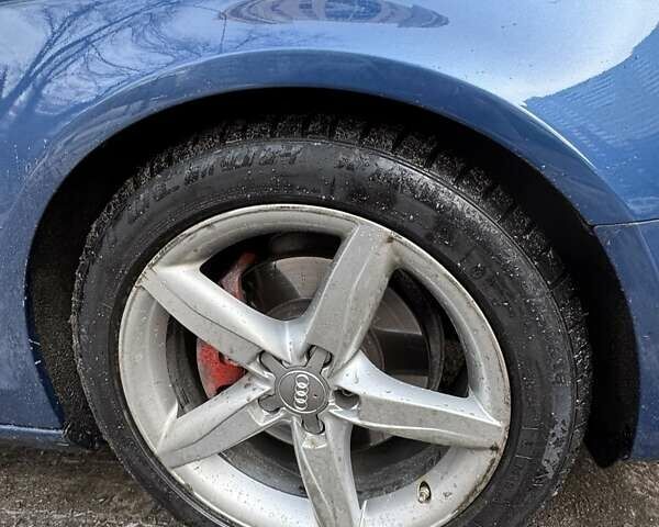 Синий Ауди А4, объемом двигателя 2.01 л и пробегом 194 тыс. км за 8750 $, фото 1 на Automoto.ua