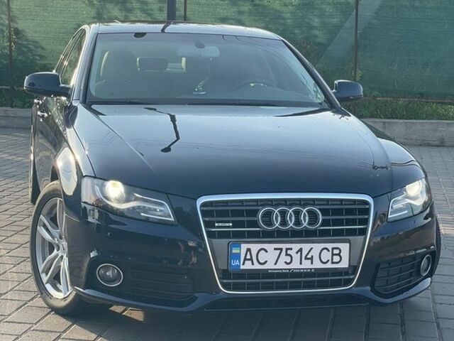 Синий Ауди А4, объемом двигателя 2 л и пробегом 280 тыс. км за 8999 $, фото 1 на Automoto.ua