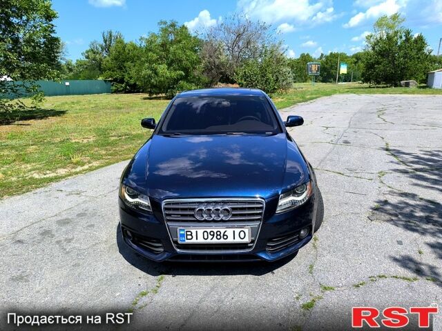 Синий Ауди А4, объемом двигателя 2 л и пробегом 165 тыс. км за 9000 $, фото 1 на Automoto.ua