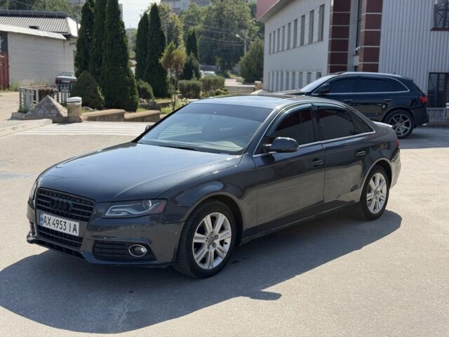 Синий Ауди А4, объемом двигателя 0 л и пробегом 280 тыс. км за 7299 $, фото 1 на Automoto.ua