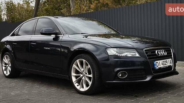 Синій Ауді А4, об'ємом двигуна 1.98 л та пробігом 224 тис. км за 11900 $, фото 1 на Automoto.ua