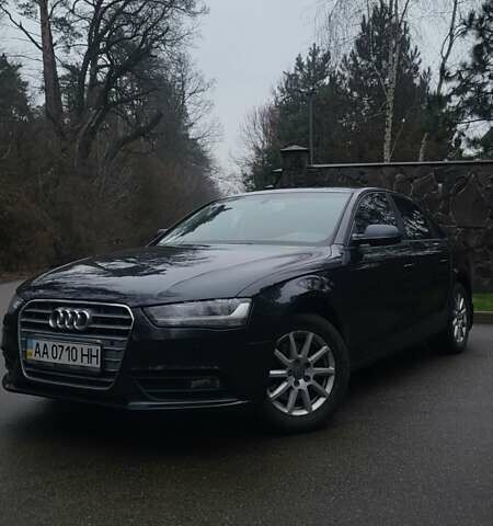 Синий Ауди А4, объемом двигателя 1.8 л и пробегом 149 тыс. км за 12999 $, фото 1 на Automoto.ua