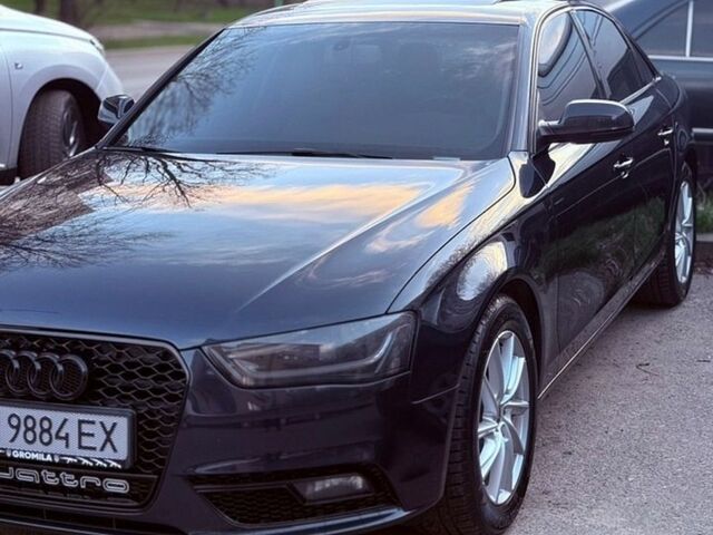 Синій Ауді А4, об'ємом двигуна 2 л та пробігом 210 тис. км за 11500 $, фото 1 на Automoto.ua