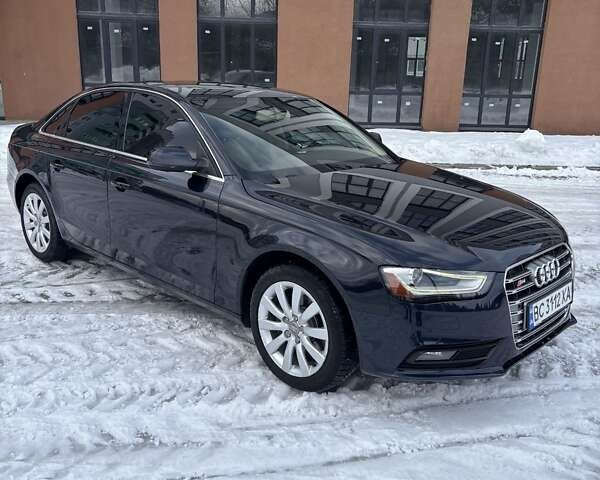 Синий Ауди А4, объемом двигателя 1.98 л и пробегом 130 тыс. км за 12500 $, фото 1 на Automoto.ua