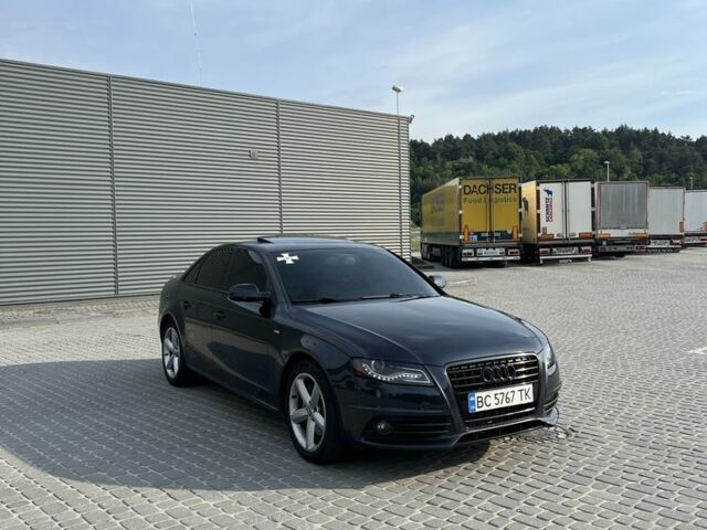 Синий Ауди А4, объемом двигателя 2 л и пробегом 301 тыс. км за 8500 $, фото 1 на Automoto.ua
