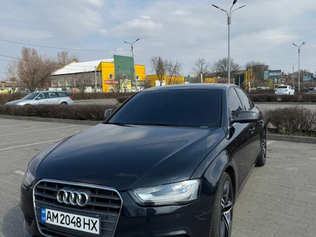 Синій Ауді А4, об'ємом двигуна 1.98 л та пробігом 262 тис. км за 11500 $, фото 1 на Automoto.ua