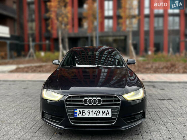 Синий Ауди А4, объемом двигателя 1.98 л и пробегом 180 тыс. км за 11900 $, фото 1 на Automoto.ua