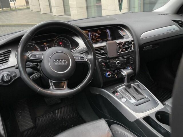Синій Ауді А4, об'ємом двигуна 2 л та пробігом 182 тис. км за 11300 $, фото 1 на Automoto.ua