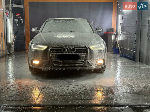 Синий Ауди А4, объемом двигателя 1.98 л и пробегом 203 тыс. км за 12600 $, фото 1 на Automoto.ua