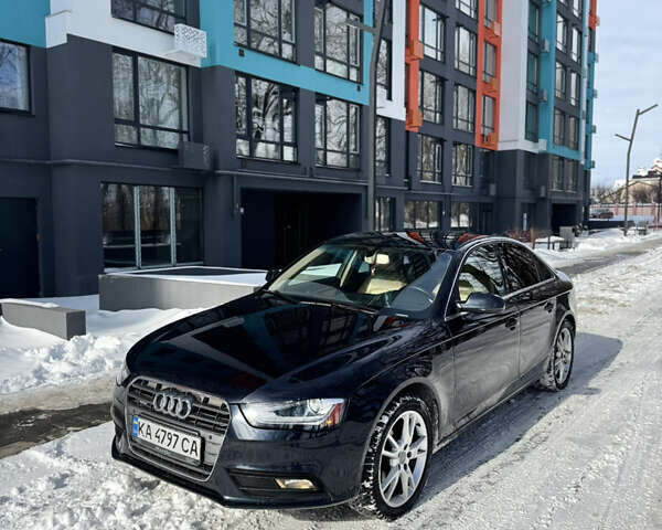 Синій Ауді А4, об'ємом двигуна 1.98 л та пробігом 265 тис. км за 9800 $, фото 1 на Automoto.ua