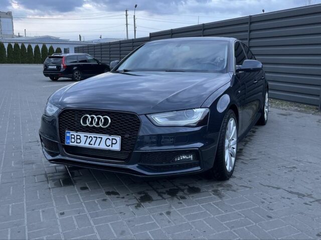Синий Ауди А4, объемом двигателя 2 л и пробегом 153 тыс. км за 13500 $, фото 1 на Automoto.ua