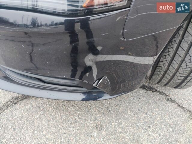 Синій Ауді А4, об'ємом двигуна 2 л та пробігом 211 тис. км за 9800 $, фото 1 на Automoto.ua