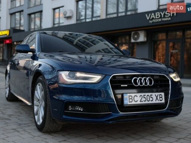 Синий Ауди А4, объемом двигателя 2 л и пробегом 240 тыс. км за 12000 $, фото 1 на Automoto.ua