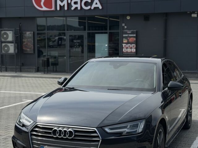 Синий Ауди А4, объемом двигателя 2 л и пробегом 172 тыс. км за 389 $, фото 1 на Automoto.ua