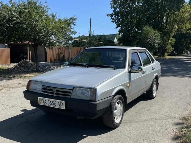Синий Ауди А4, объемом двигателя 2 л и пробегом 38 тыс. км за 18500 $, фото 1 на Automoto.ua