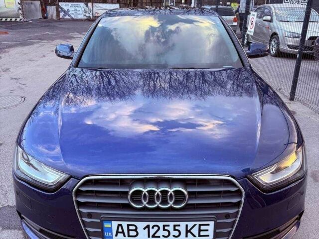 Синий Ауди А4, объемом двигателя 2 л и пробегом 95 тыс. км за 13000 $, фото 1 на Automoto.ua