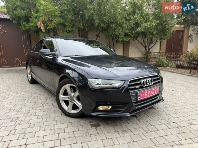 Синій Ауді А4, об'ємом двигуна 1.97 л та пробігом 93 тис. км за 15500 $, фото 1 на Automoto.ua