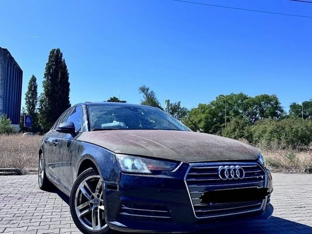 Синий Ауди А4, объемом двигателя 1.98 л и пробегом 125 тыс. км за 6500 $, фото 1 на Automoto.ua
