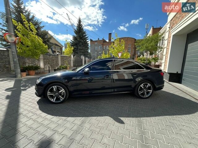 Синій Ауді А4, об'ємом двигуна 2 л та пробігом 98 тис. км за 21950 $, фото 1 на Automoto.ua