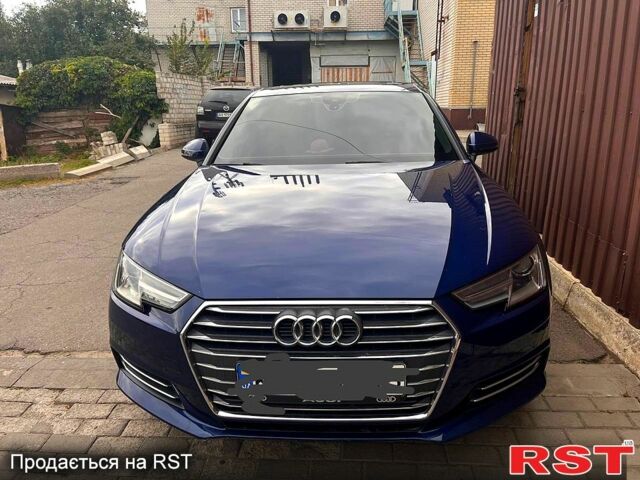 Синий Ауди А4, объемом двигателя 2 л и пробегом 104 тыс. км за 18000 $, фото 1 на Automoto.ua