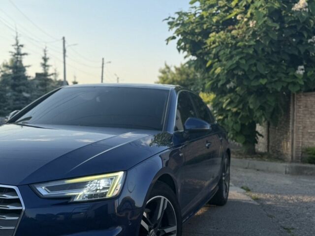 Синій Ауді А4, об'ємом двигуна 2 л та пробігом 220 тис. км за 14800 $, фото 1 на Automoto.ua
