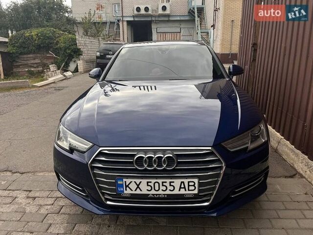 Синий Ауди А4, объемом двигателя 1.98 л и пробегом 104 тыс. км за 18000 $, фото 1 на Automoto.ua