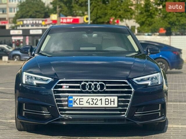 Синий Ауди А4, объемом двигателя 1.98 л и пробегом 160 тыс. км за 18999 $, фото 1 на Automoto.ua