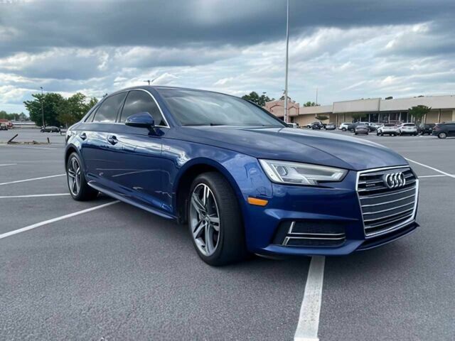 Синий Ауди А4, объемом двигателя 2 л и пробегом 54 тыс. км за 6000 $, фото 1 на Automoto.ua