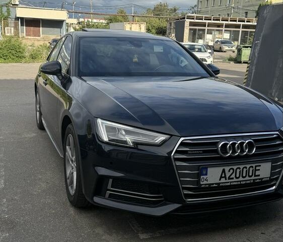 Синій Ауді А4, об'ємом двигуна 2 л та пробігом 163 тис. км за 16017 $, фото 1 на Automoto.ua