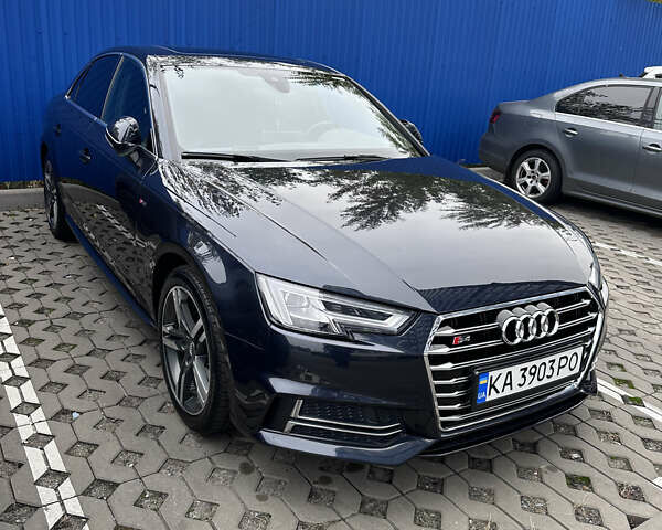 Синий Ауди А4, объемом двигателя 1.98 л и пробегом 166 тыс. км за 22850 $, фото 1 на Automoto.ua