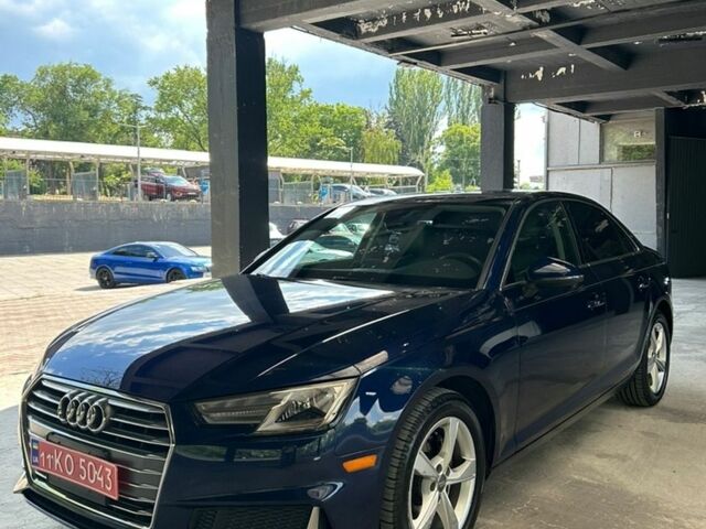 Синий Ауди А4, объемом двигателя 2 л и пробегом 132 тыс. км за 16000 $, фото 1 на Automoto.ua