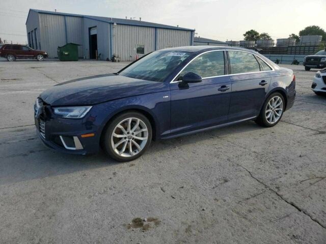 Синий Ауди А4, объемом двигателя 2 л и пробегом 61 тыс. км за 5000 $, фото 1 на Automoto.ua