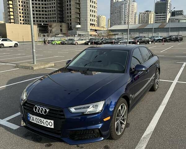 Синий Ауди А4, объемом двигателя 1.98 л и пробегом 140 тыс. км за 19900 $, фото 1 на Automoto.ua