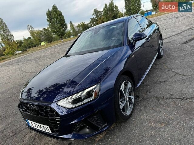 Синий Ауди А4, объемом двигателя 1.98 л и пробегом 125 тыс. км за 26000 $, фото 1 на Automoto.ua