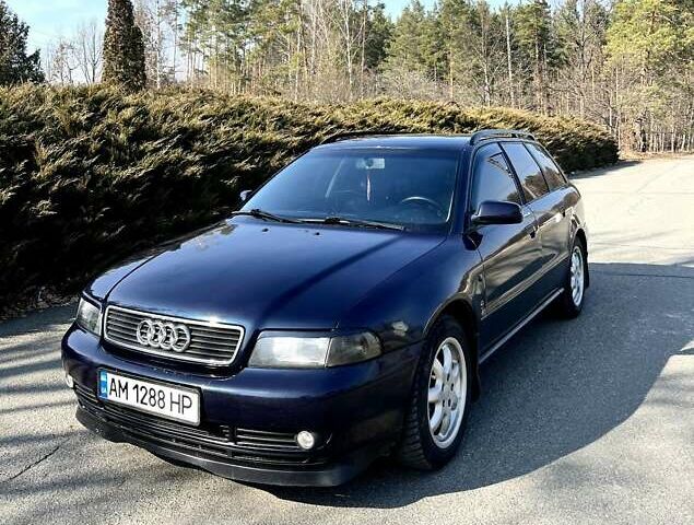 Синий Ауди А4, объемом двигателя 1.78 л и пробегом 375 тыс. км за 3500 $, фото 1 на Automoto.ua