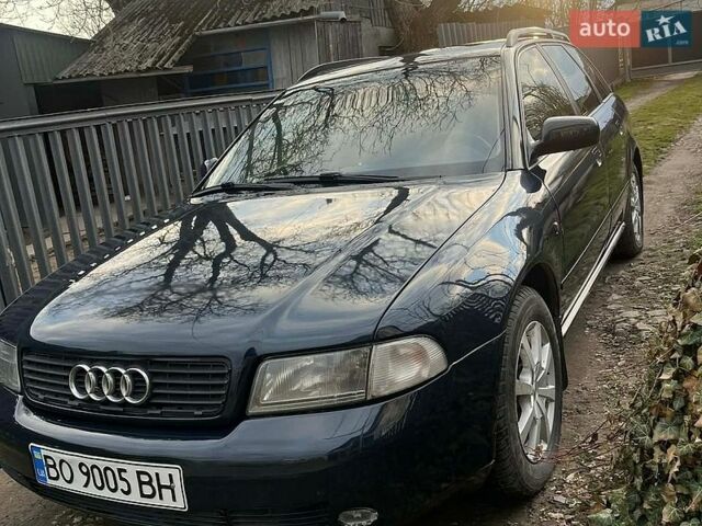 Синий Ауди А4, объемом двигателя 1.9 л и пробегом 433 тыс. км за 3000 $, фото 1 на Automoto.ua