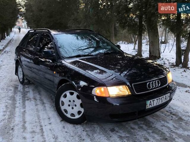 Синій Ауді А4, об'ємом двигуна 1.8 л та пробігом 554 тис. км за 2749 $, фото 1 на Automoto.ua