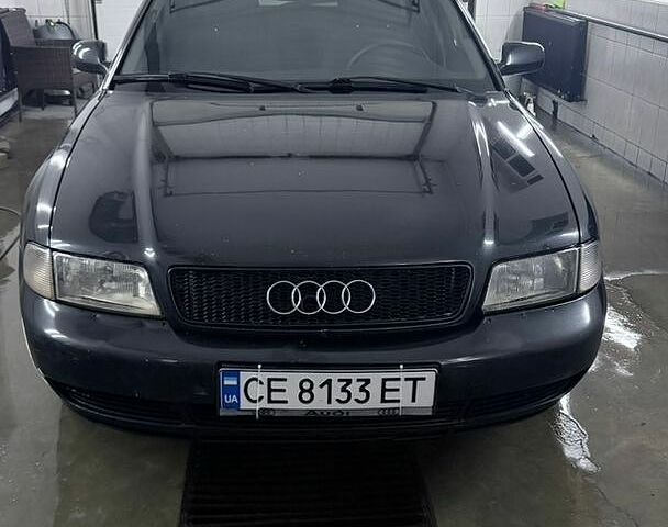 Синій Ауді А4, об'ємом двигуна 2.5 л та пробігом 500 тис. км за 2300 $, фото 1 на Automoto.ua
