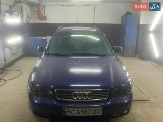 Синий Ауди А4, объемом двигателя 1.6 л и пробегом 386 тыс. км за 4000 $, фото 1 на Automoto.ua