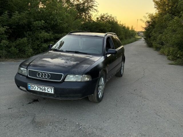 Синій Ауді А4, об'ємом двигуна 2.5 л та пробігом 450 тис. км за 2294 $, фото 1 на Automoto.ua