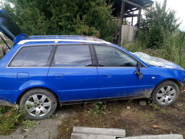 Синій Ауді А4, об'ємом двигуна 2.5 л та пробігом 300 тис. км за 850 $, фото 1 на Automoto.ua